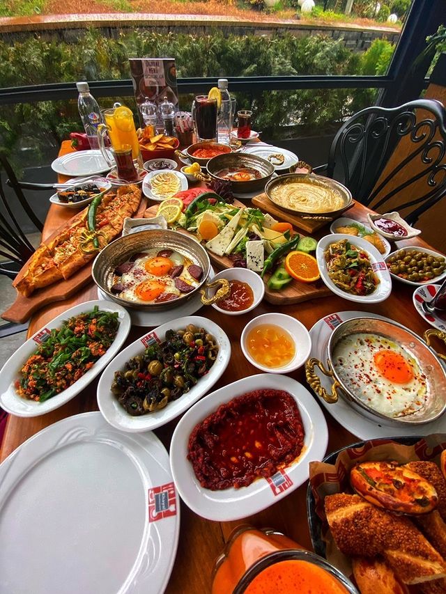 Kadim Restaurant (Khayal Restaurant) serpme kahvaltısı